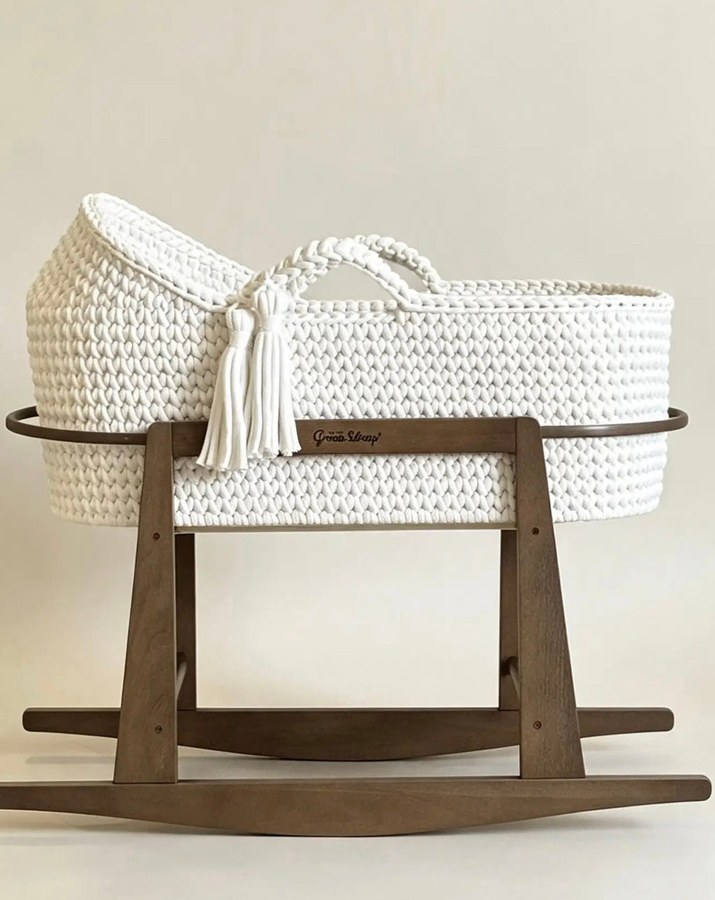 Hooded Moses Basket - off White
