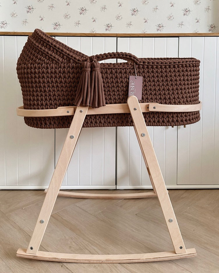 Hooded Moses Basket – Chocolate Brown