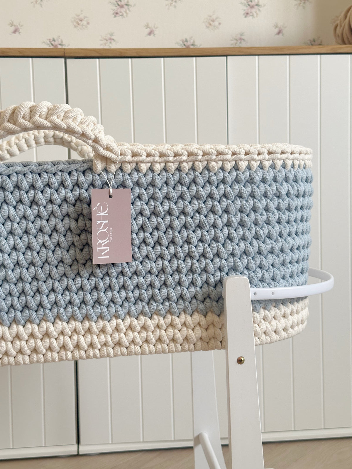 Hooded Moses Basket- Misty Blue and Natural white