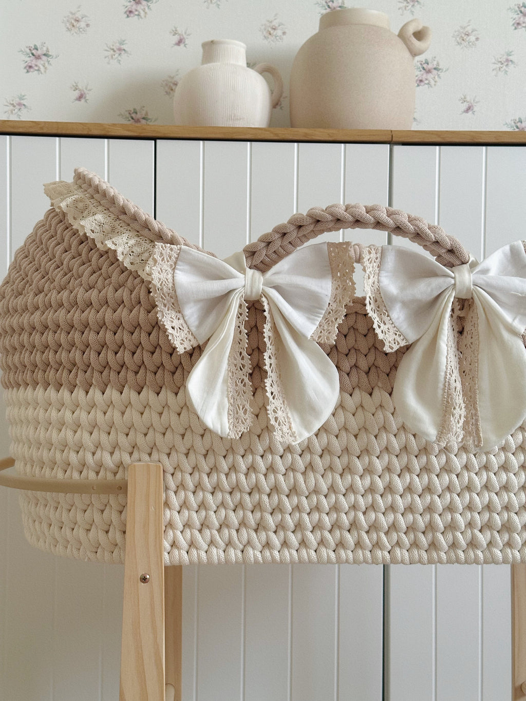 The Lace Hooded Moses Basket