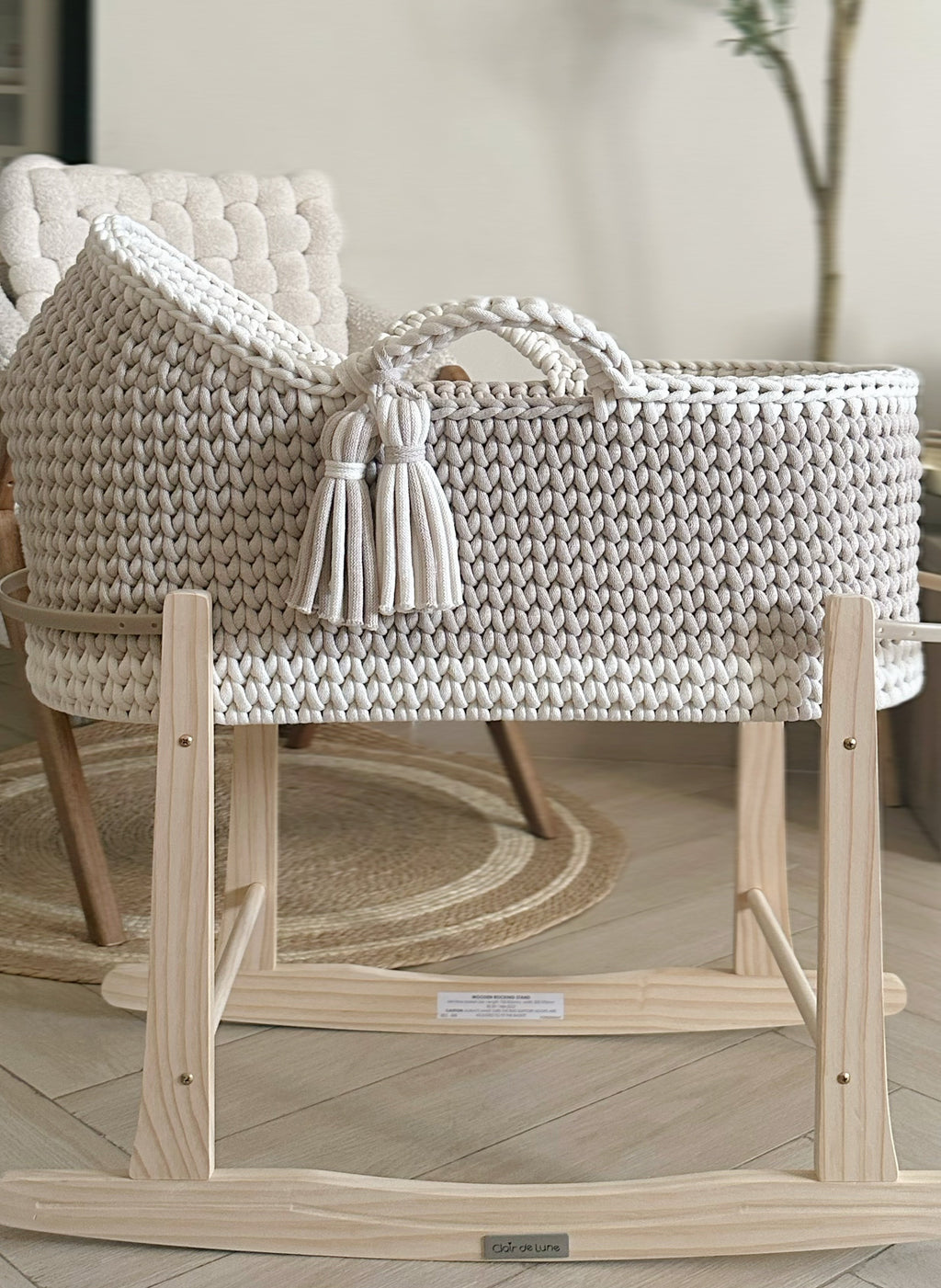 Hooded Moses Basket - Beige & Natural White