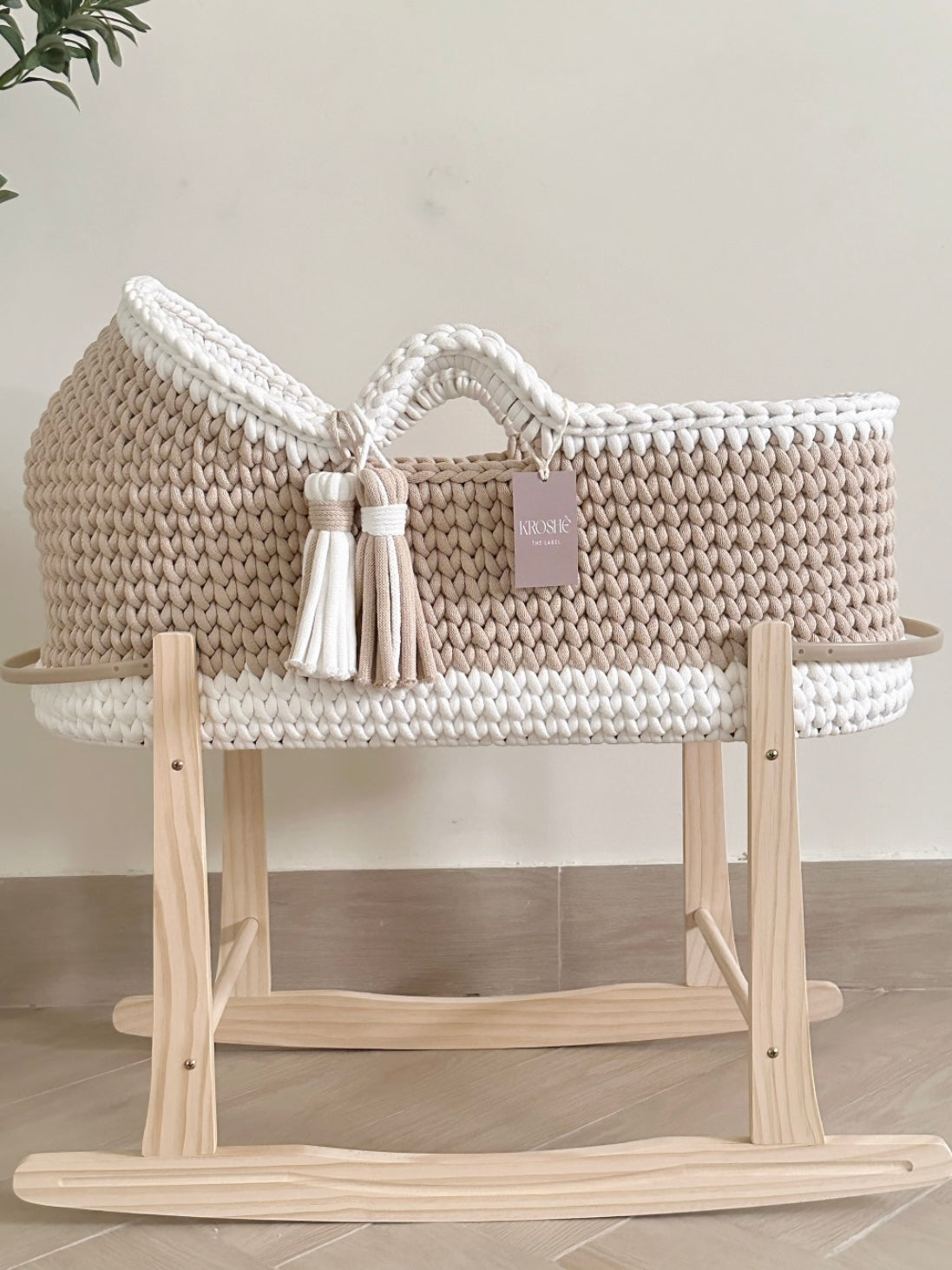 Hooded Moses Basket - Off White & Warm Beige