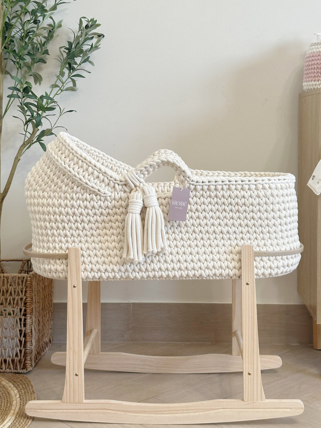 Hooded Moses Basket | Natural White