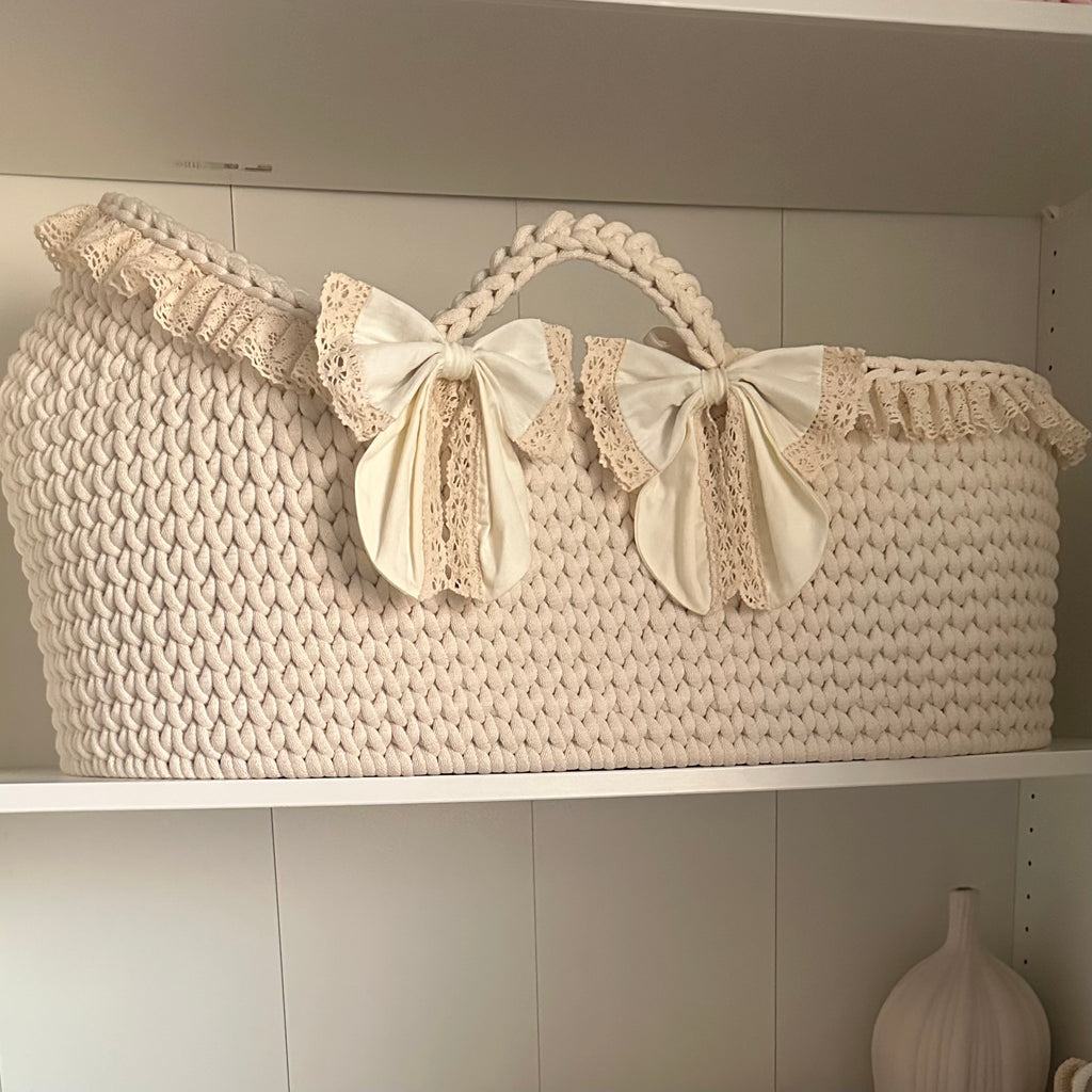 The Lace Hooded Moses Basket