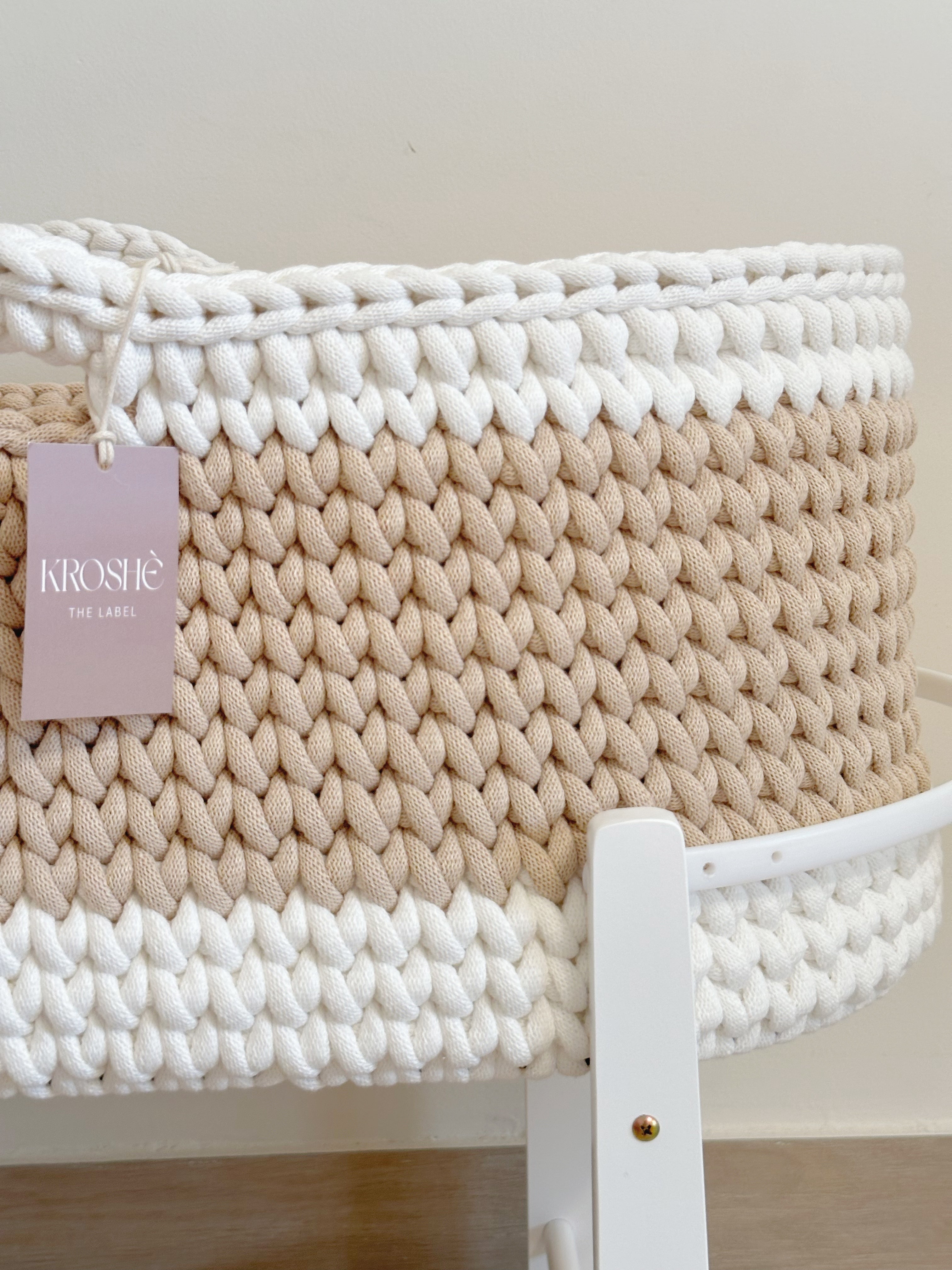 Moses Basket - Off White & Warm Beige